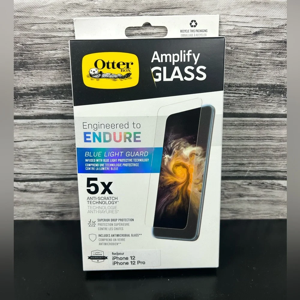 New Otterbox Iphone 12 Screen Protector - Blue light guard
